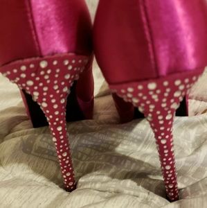 Sm Fuschia Rhinestone stilettos size 9